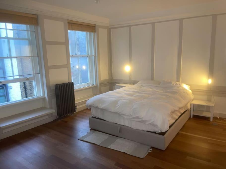 Spacious 2 Bedroom Apartment In The Heart Of Soho. London Exterior foto