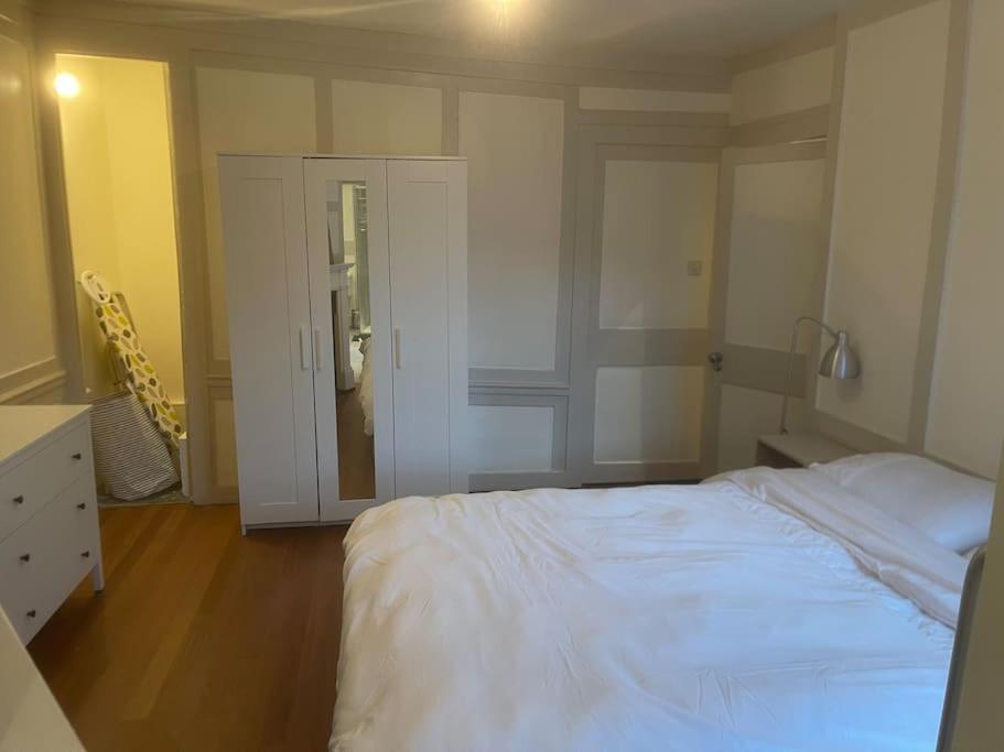 Spacious 2 Bedroom Apartment In The Heart Of Soho. London Exterior foto